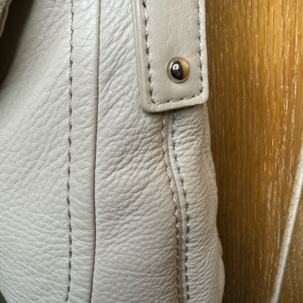 Purse - Picture 4 of 7
